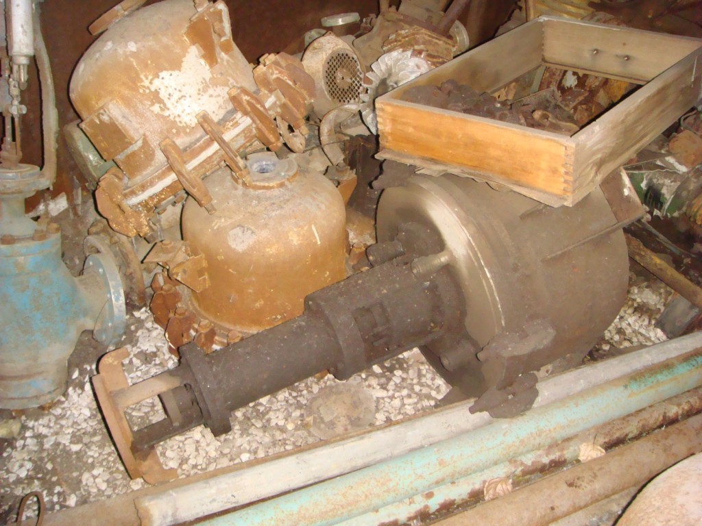 Apparat S Peremeshivajushhim Ustrojstvom Objom 50 Litrov