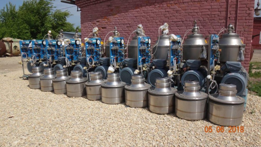 Centrobezhnyj Separator S Ruchnoj Vygruzkoj Tverdoj Fazy Tip Chb 215t 75cefp