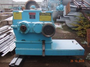 Gorizontalnyj Odnoshnekovyj Jekstruder Hartig 3 241 L D 2