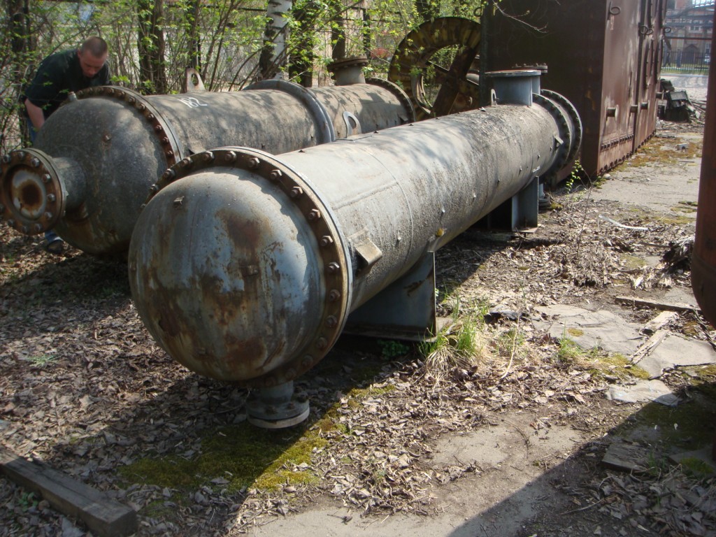 Кожухотрубный многоходовой холодильник F=75 м.кв